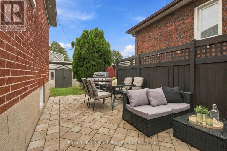 379 ARTHUR STREET, Oshawa (Central), Ontario, L1H1P2