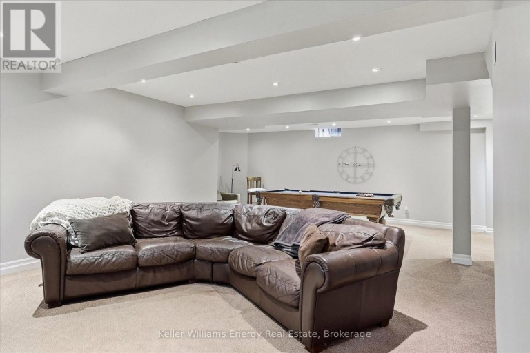 89 ROBERT ADAMS DRIVE, Clarington (Courtice), Ontario, L1E2G2