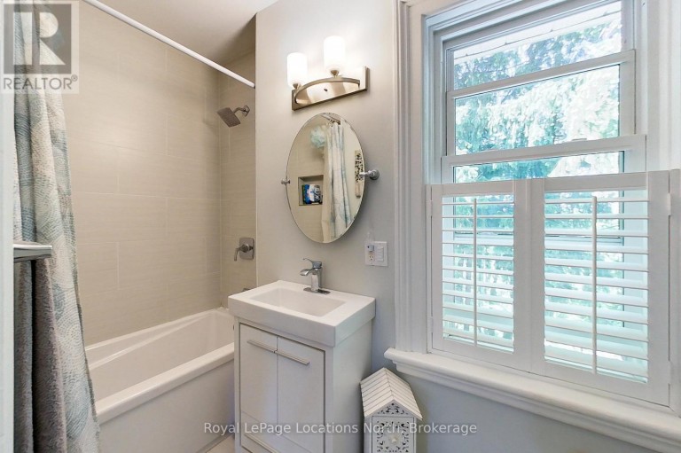 44 PARKVIEW AVENUE, Meaford, Ontario, N4L1E5