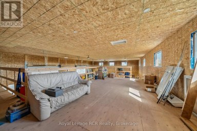10075 HWY 6 Georgian Bluffs Ontario photo 25