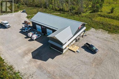10075 HWY 6 Georgian Bluffs Ontario photo 6
