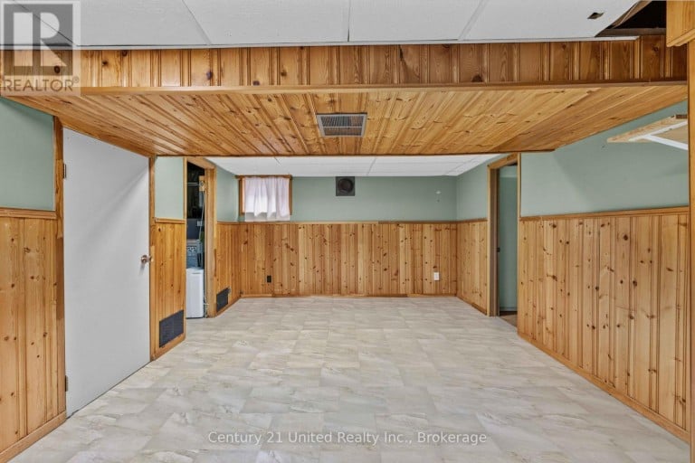 528 BRIOUX AVENUE, Peterborough (Otonabee Ward 1), Ontario, K9J4G7