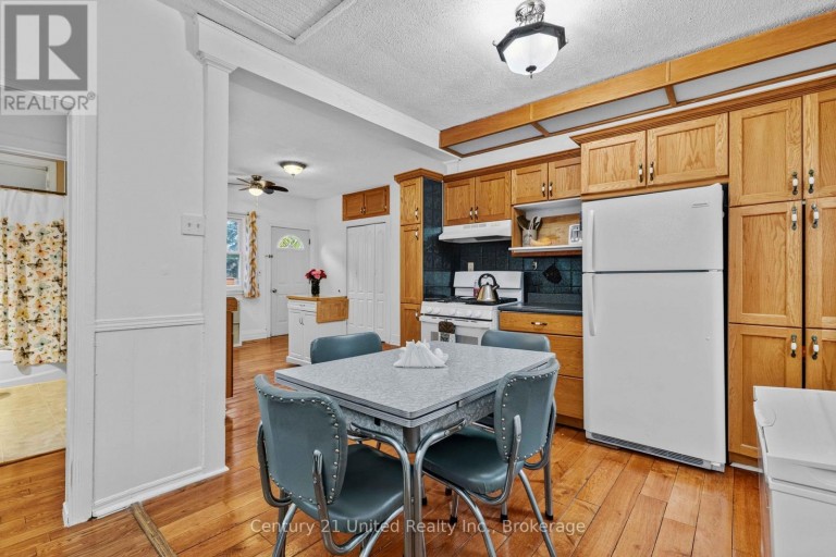 528 BRIOUX AVENUE, Peterborough (Otonabee Ward 1), Ontario, K9J4G7