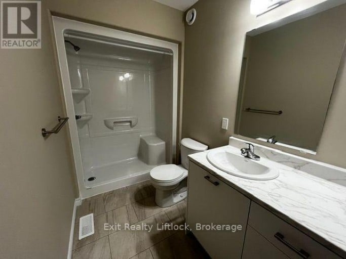 232 O'NEIL STREET, Peterborough (Monaghan Ward 2), Ontario, K9K0H1