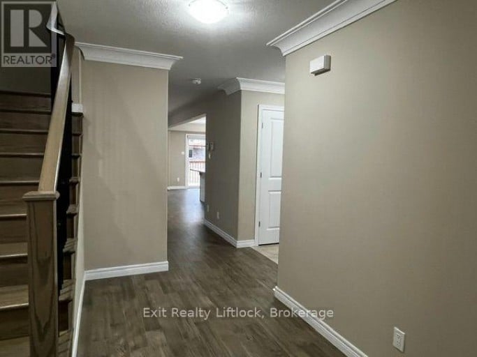 232 O'NEIL STREET, Peterborough (Monaghan Ward 2), Ontario, K9K0H1