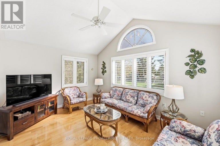 8 SANDPIPER WAY, Brighton, Ontario, K0K1H0