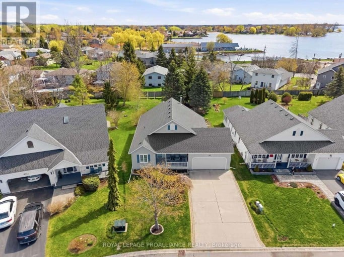 8 SANDPIPER WAY, Brighton, Ontario, K0K1H0