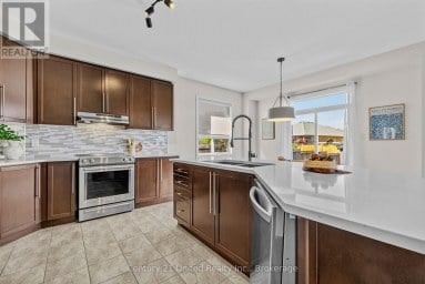 1453 MCAULIFFE LANE Peterborough (Ashburnham Ward 4) Ontario photo 10