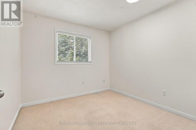 31 - 1625 PURSER STREET London East (East D) Ontario photo 29