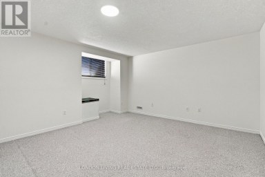31 - 1625 PURSER STREET London East (East D) Ontario photo 33