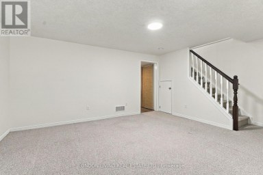 31 - 1625 PURSER STREET London East (East D) Ontario photo 35