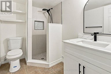 31 - 1625 PURSER STREET London East (East D) Ontario photo 37
