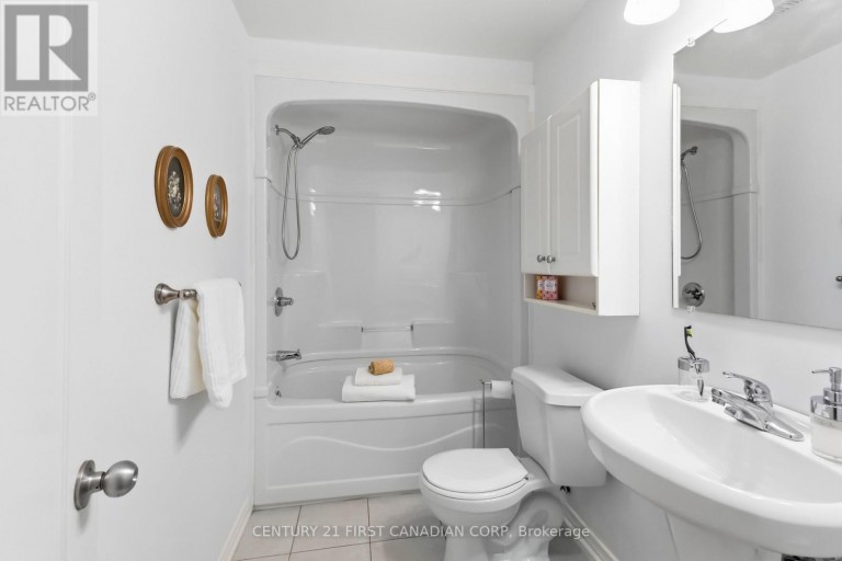150 - 600 HYDE PARK ROAD, London North (North O), Ontario, N6H5W8