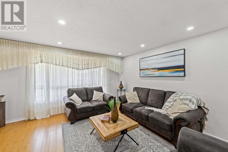 112 KINGSWOOD DRIVE, Brampton (Madoc), Ontario, L6V2W3