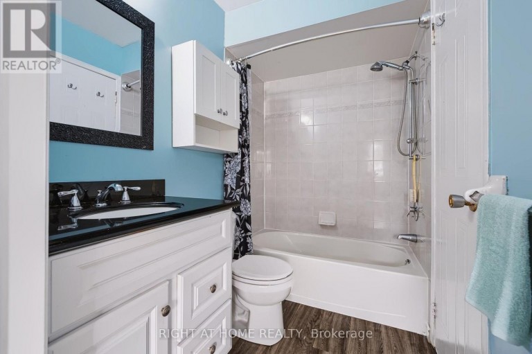 77 STEWART MACLAREN ROAD, Halton Hills (Georgetown), Ontario, L7G5L8
