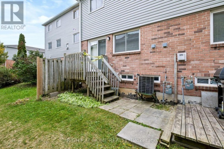 77 STEWART MACLAREN ROAD, Halton Hills (Georgetown), Ontario, L7G5L8