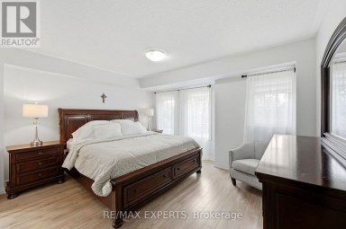 5 PARROTTA DRIVE Toronto (Humberlea-Pelmo Park) Ontario photo 15