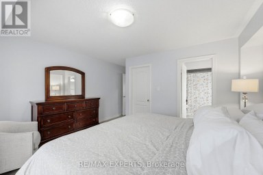 5 PARROTTA DRIVE Toronto (Humberlea-Pelmo Park) Ontario photo 16