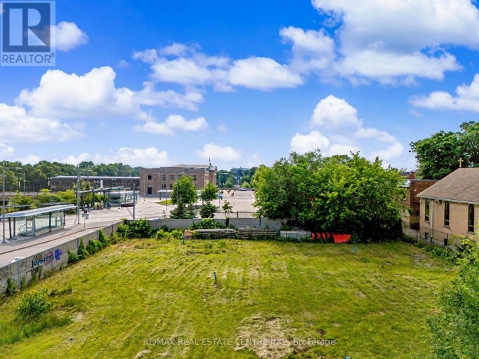 282 MACNAB STREET N, Hamilton (Central), Ontario, L8L1K4