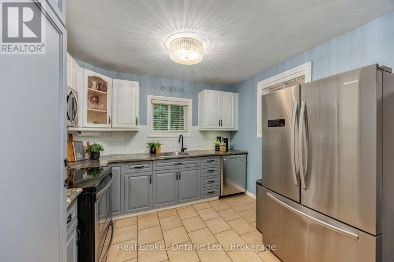 45 CENTRE STREET, Clarington (Bowmanville), Ontario, L1C2Y2