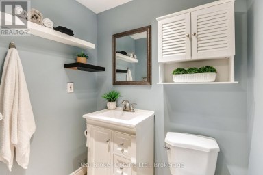 45 CENTRE STREET Clarington (Bowmanville) Ontario photo 24