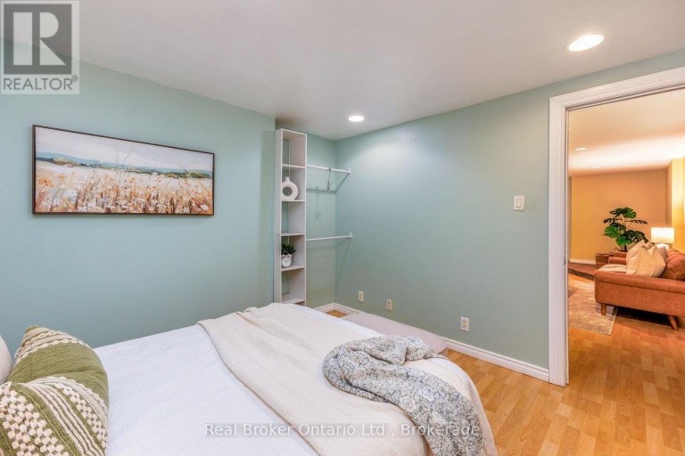 45 CENTRE STREET, Clarington (Bowmanville), Ontario, L1C2Y2