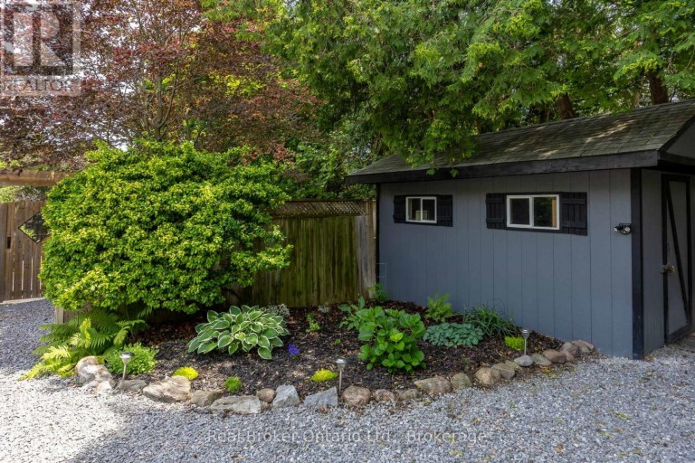 45 CENTRE STREET, Clarington (Bowmanville), Ontario, L1C2Y2
