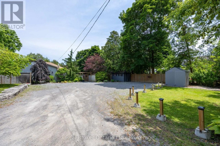 45 CENTRE STREET, Clarington (Bowmanville), Ontario, L1C2Y2