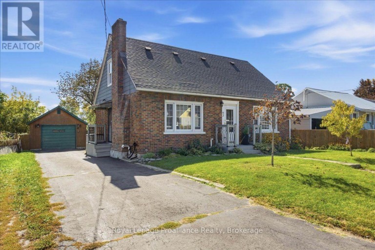 93 BAY DRIVE, Belleville (Belleville Ward), Ontario, K8N1B4
