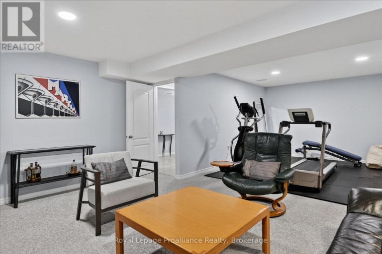 645 GOODWIN TERRACE, Peterborough (Monaghan Ward 2), Ontario, K9J0H6