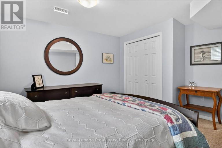 645 GOODWIN TERRACE, Peterborough (Monaghan Ward 2), Ontario, K9J0H6