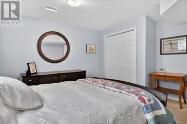 645 GOODWIN TERRACE Peterborough (Monaghan Ward 2) Ontario photo 26