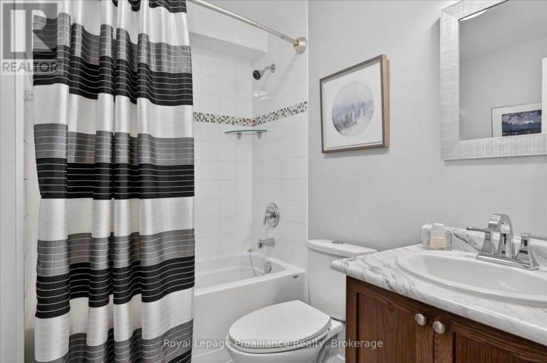 645 GOODWIN TERRACE, Peterborough (Monaghan Ward 2), Ontario, K9J0H6