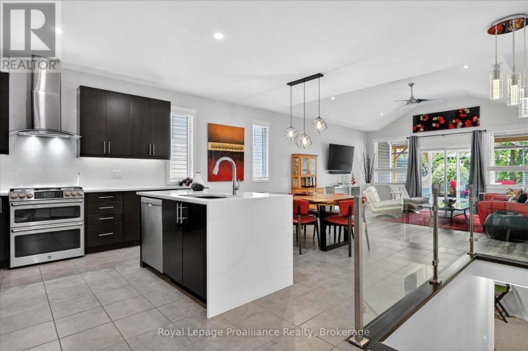 645 GOODWIN TERRACE, Peterborough (Monaghan Ward 2), Ontario, K9J0H6