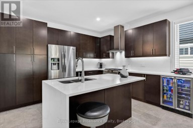 645 GOODWIN TERRACE Peterborough (Monaghan Ward 2) Ontario photo 4