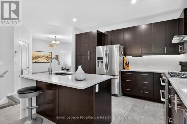 645 GOODWIN TERRACE Peterborough (Monaghan Ward 2) Ontario photo 5