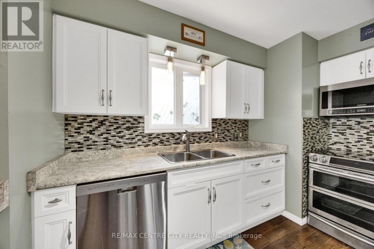 26 - 195 BARKER STREET, London East (East C), Ontario, N5Y1Y2