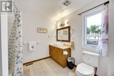 26 - 195 BARKER STREET London East (East C) Ontario photo 32