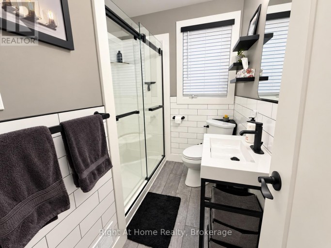 129 MARLBOROUGH STREET, Thunder Bay (Mariday Heights), Ontario, P7B4G5