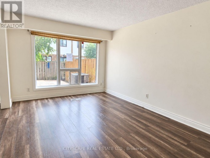 25 - 25 BARONWOOD COURT, Brampton (Brampton North), Ontario, L6V3H6
