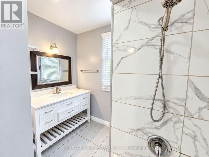 25 - 25 BARONWOOD COURT, Brampton (Brampton North), Ontario, L6V3H6