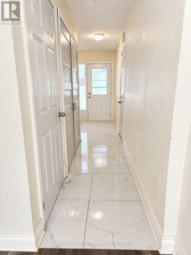 25 - 25 BARONWOOD COURT, Brampton (Brampton North), Ontario, L6V3H6
