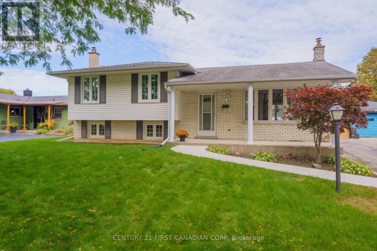 135 DOWNING CRESCENT, London South (South S), Ontario, N6C3C7