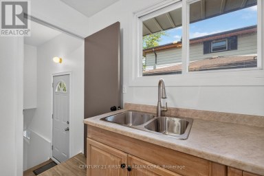 354 BASE LINE ROAD W London South (South D) Ontario photo 14
