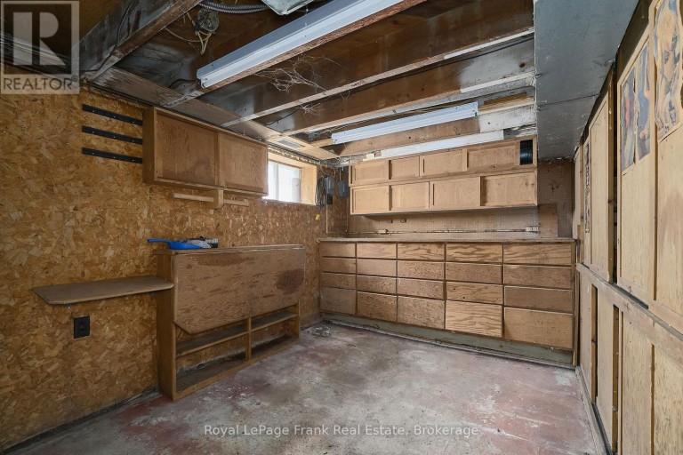 203 WILLIAM STREET, Toronto (Weston), Ontario, M9N2H2