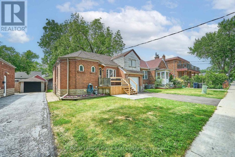203 WILLIAM STREET, Toronto (Weston), Ontario, M9N2H2