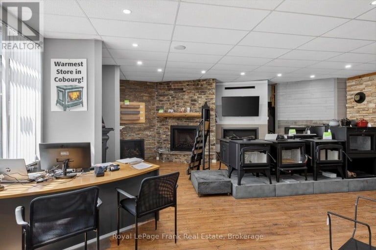 70 KING STREET E, Cobourg, Ontario, K9A1K9