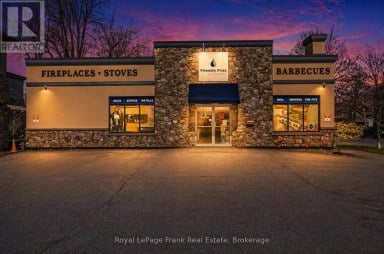 70 KING STREET E Cobourg Ontario photo 32