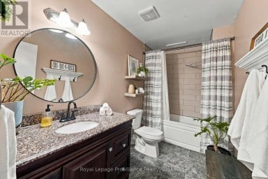 208 BYRON STREET Quinte West (Trenton Ward) Ontario photo 24