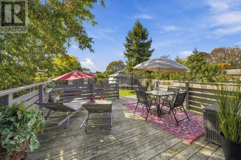 208 BYRON STREET, Quinte West (Trenton Ward), Ontario, K8V2Z1